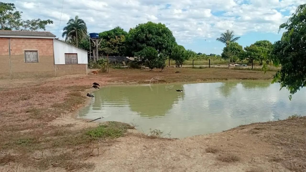CHACARA A VENDA EM CANDEIAS DO JAMARI