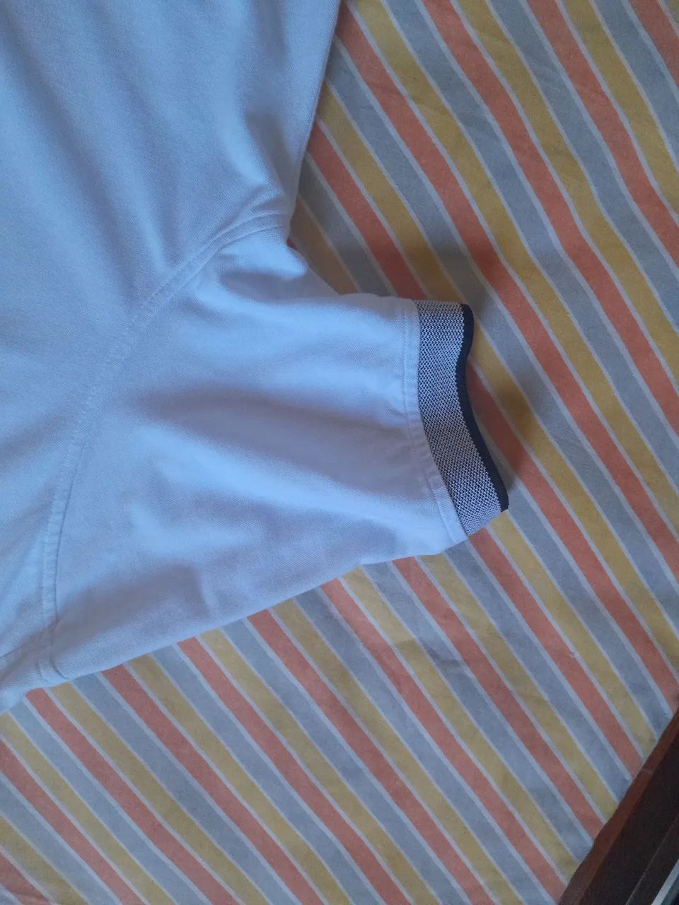 Camisa Oversized da Individual, na cor branca.  - Foto 4