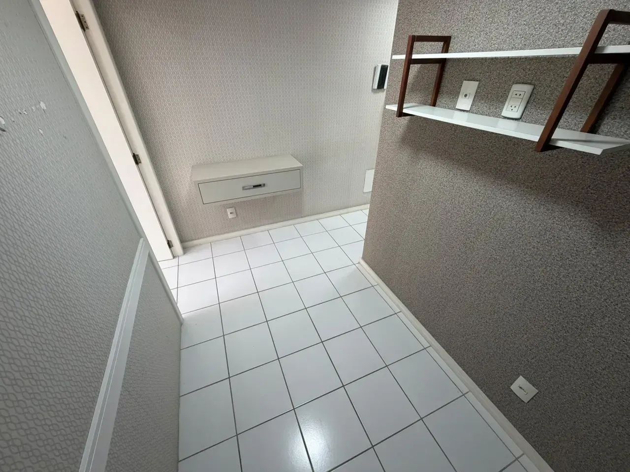 OPORTUNIDADE DE ALUGUEL SALA COMERCIAL PRAIA DO CANTO ! - Foto 3