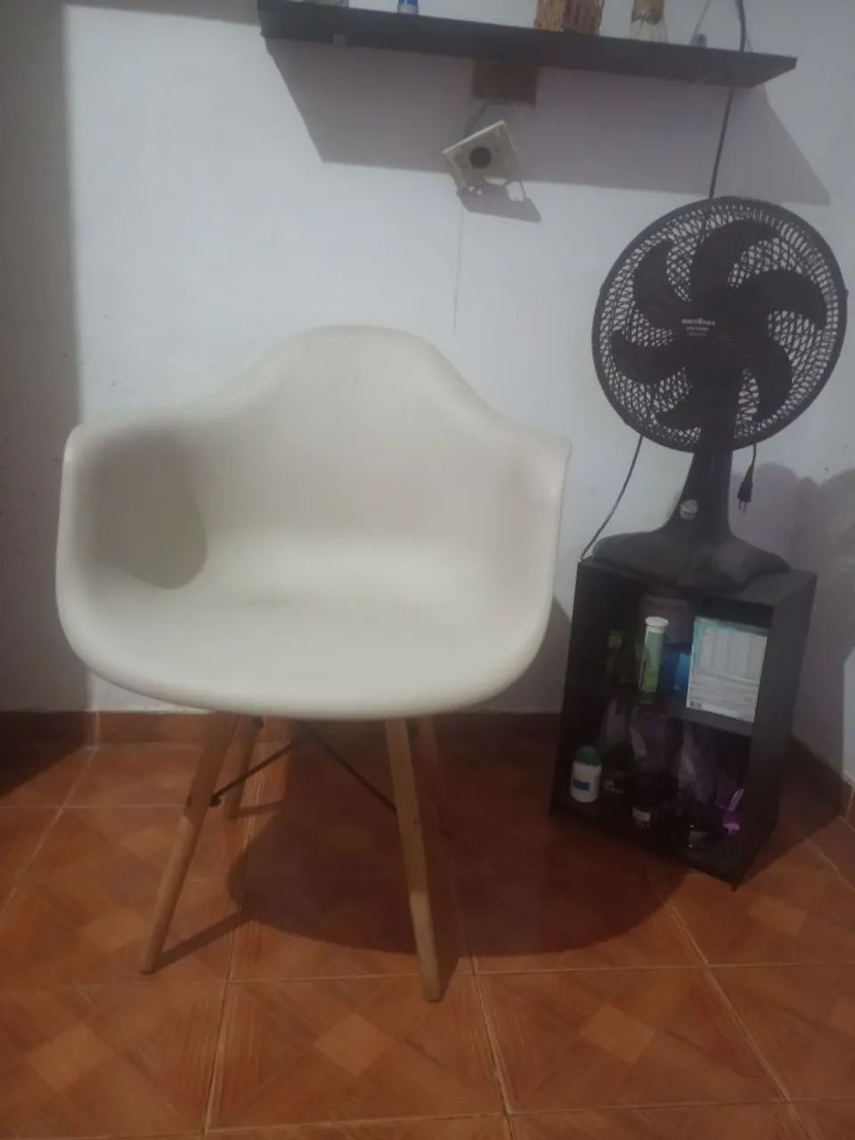 Cadeiras DAr cor nude