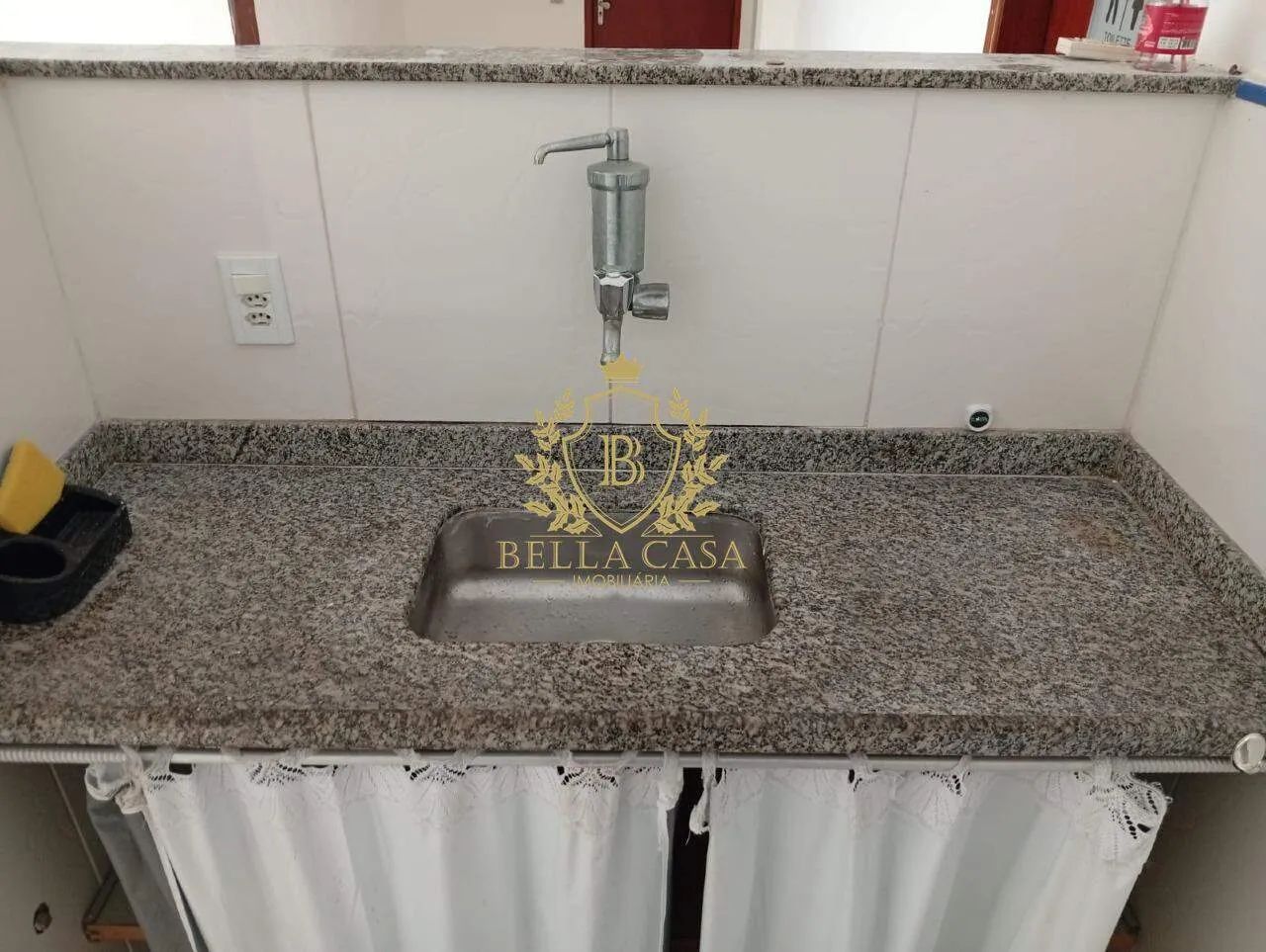 Sala Comercial de 28m² para Aluguel  Centro, Araruama/RJ - Foto 5