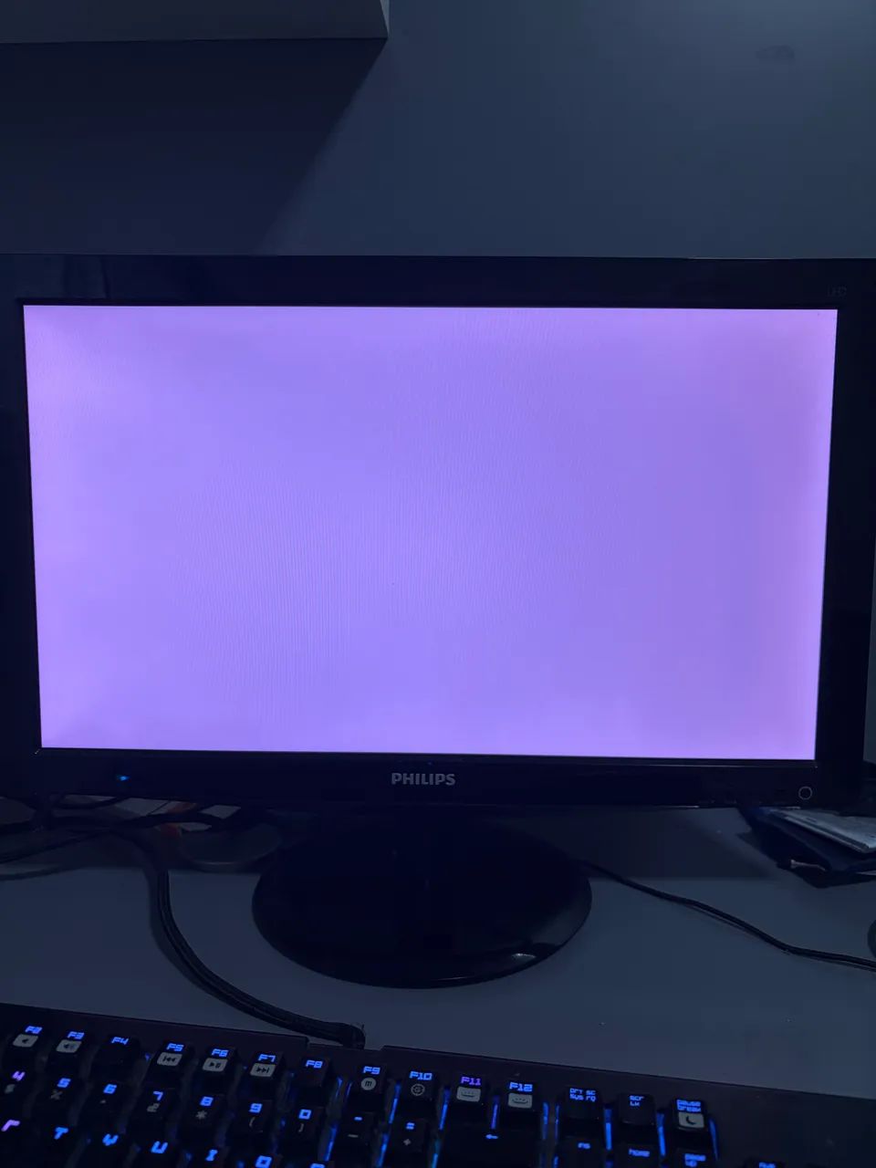 Monitor Philips 20? LED - 206V3L - DVI + VGA - Foto 2