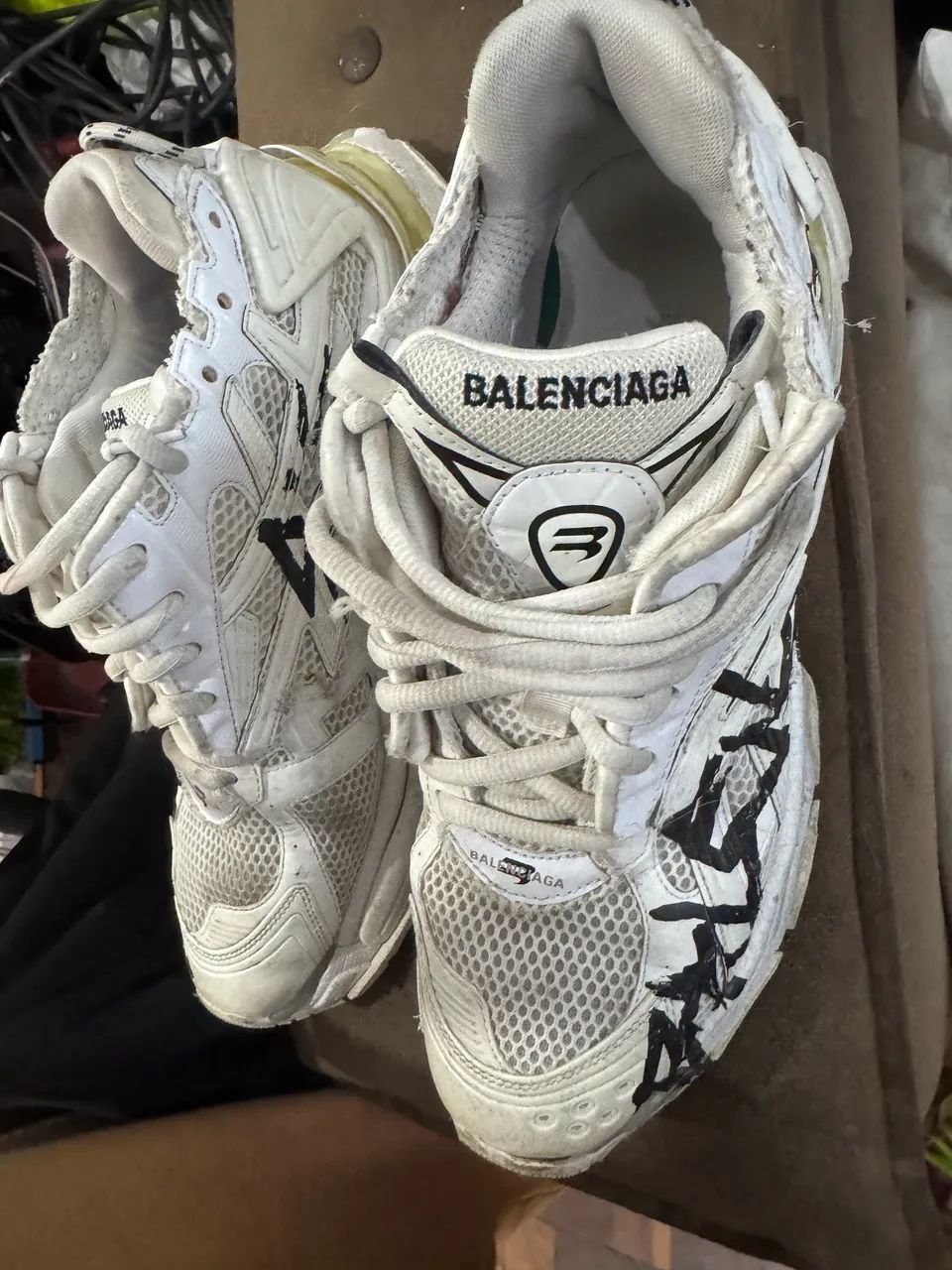 Tênis Balenciaga Runner Branco - Foto 4