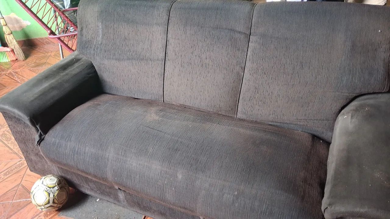 Vendo um sofá ótima qualidade 