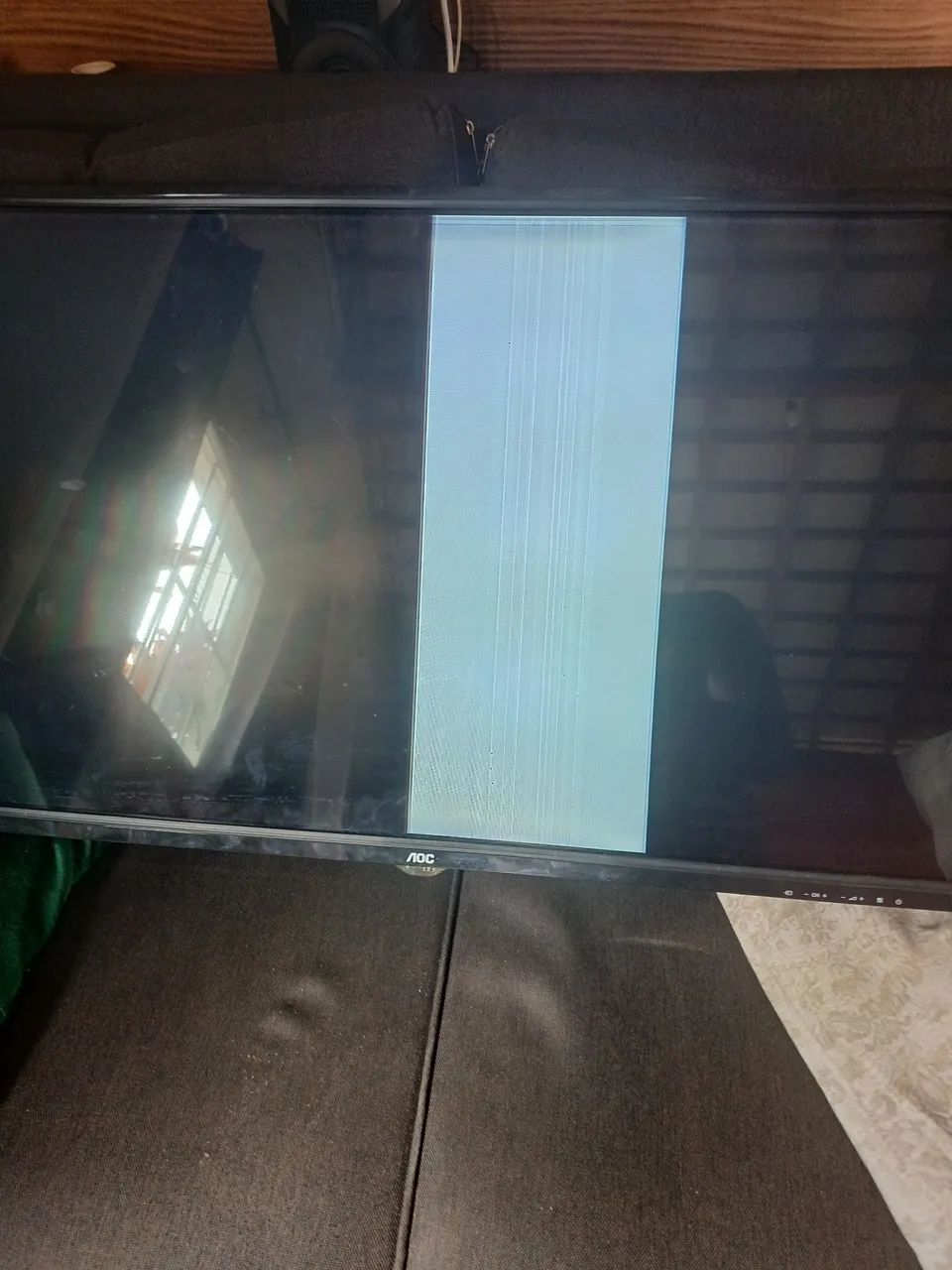 Tv aoc 32 polegadas pra quem quiser arrumar  - Foto 2