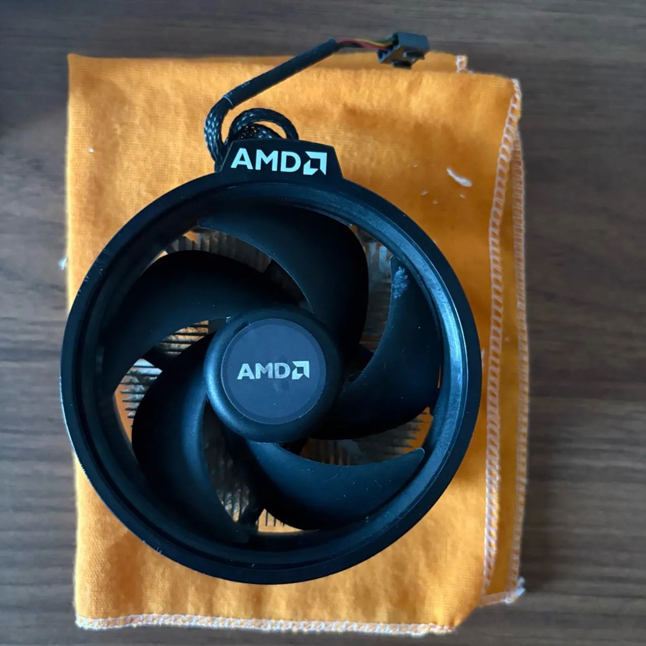 Processador AMD Ryzen 5 5600G + Cooler ? Usado - Foto 3
