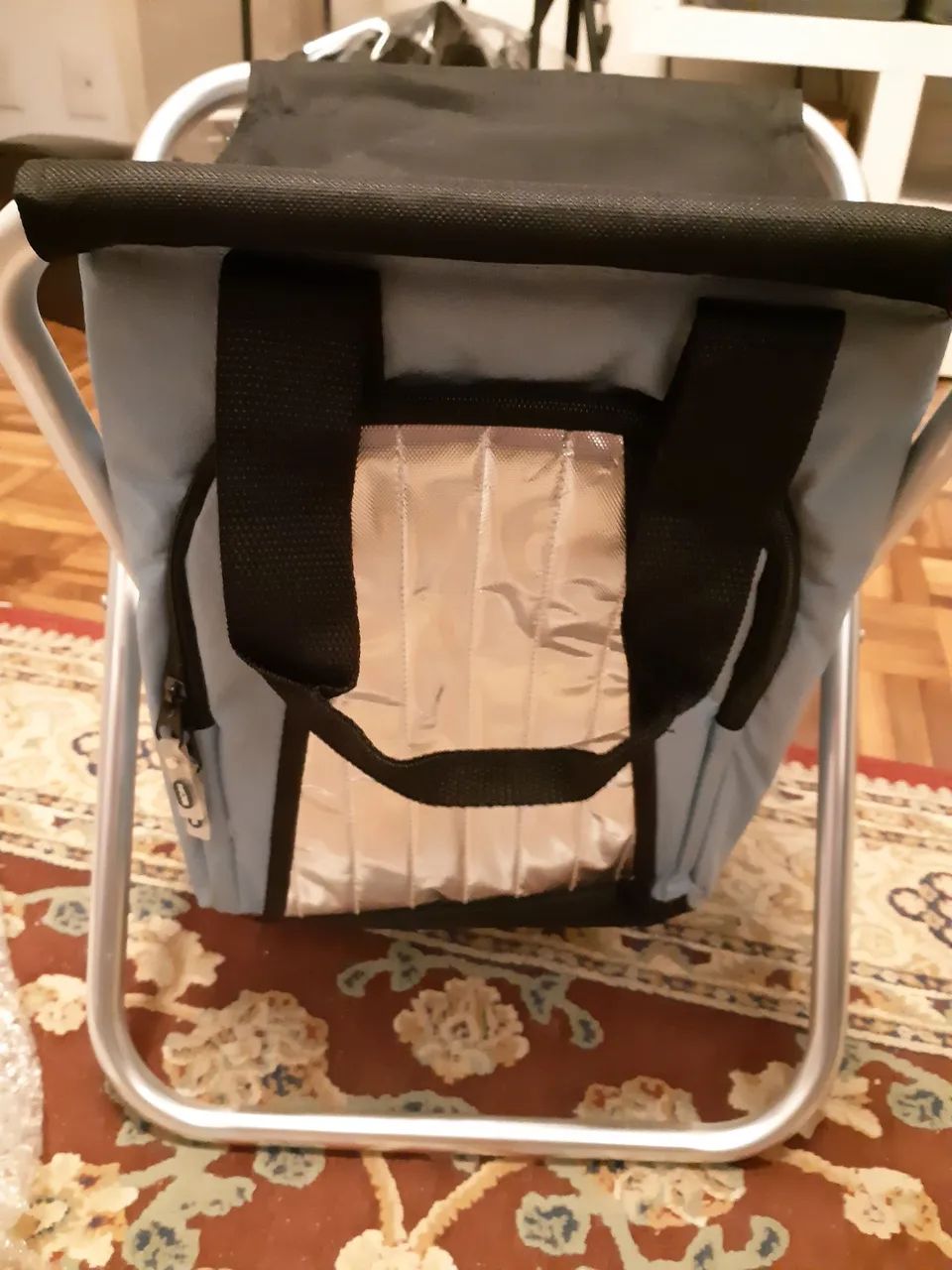 Banqueta com alças e lancheira térmica de 25L - Foto 3