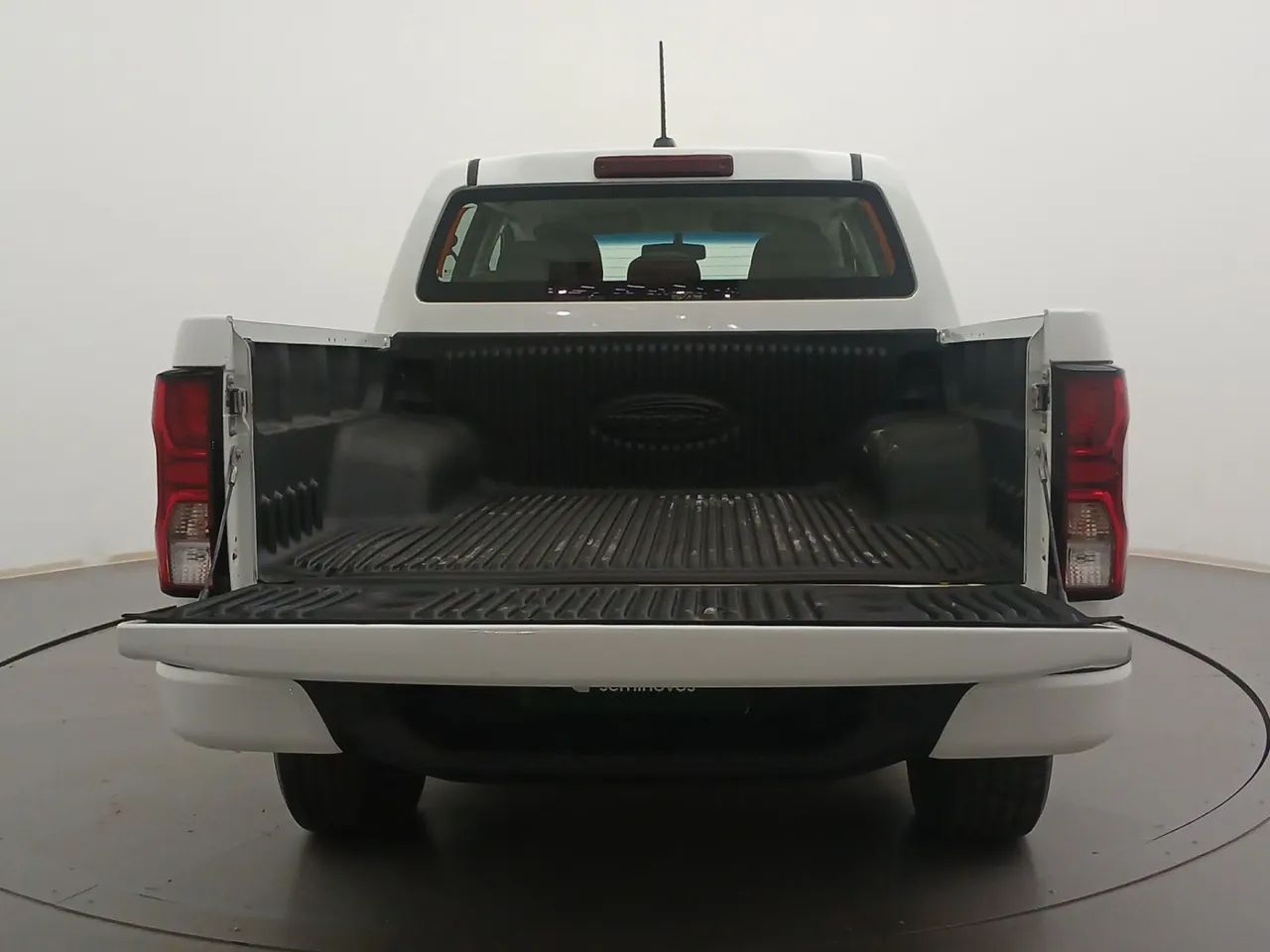 Chevrolet S10 Pick-Up WT 2.8 TDI 4x4 CD Diesel Aut, foto 9 de 18
