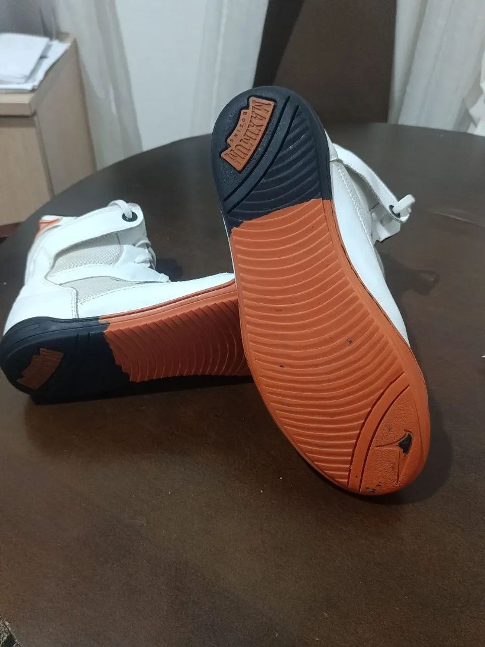 Sapatilha de boxe maximum - Calçados Esportivos - Tupi, Praia