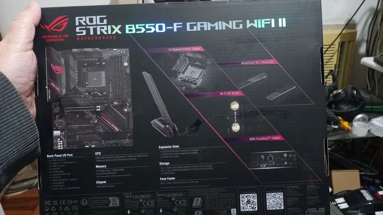 Placa Asus Rog strix B550 F nova - Foto 3