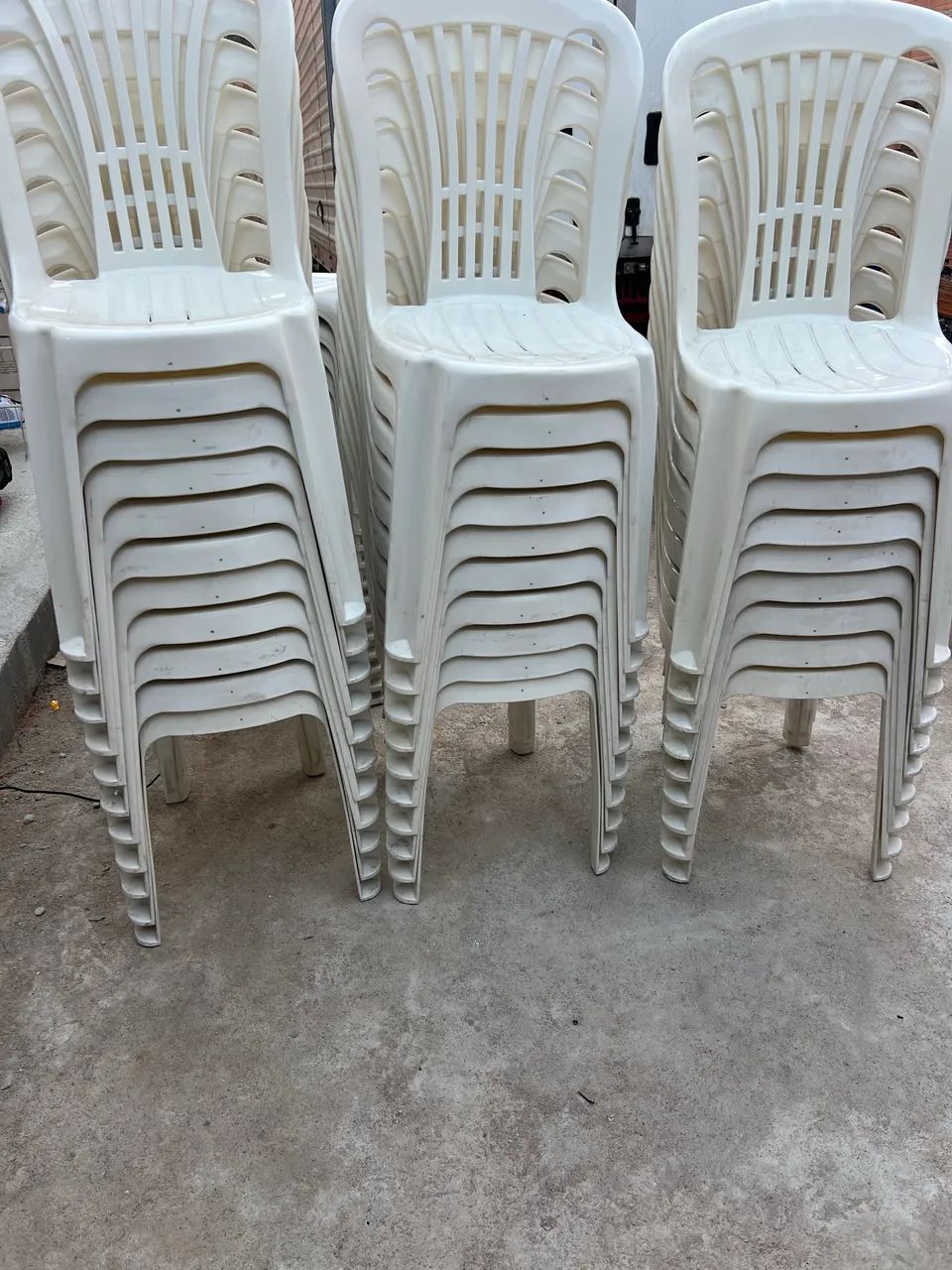 Cadeira de plástico 