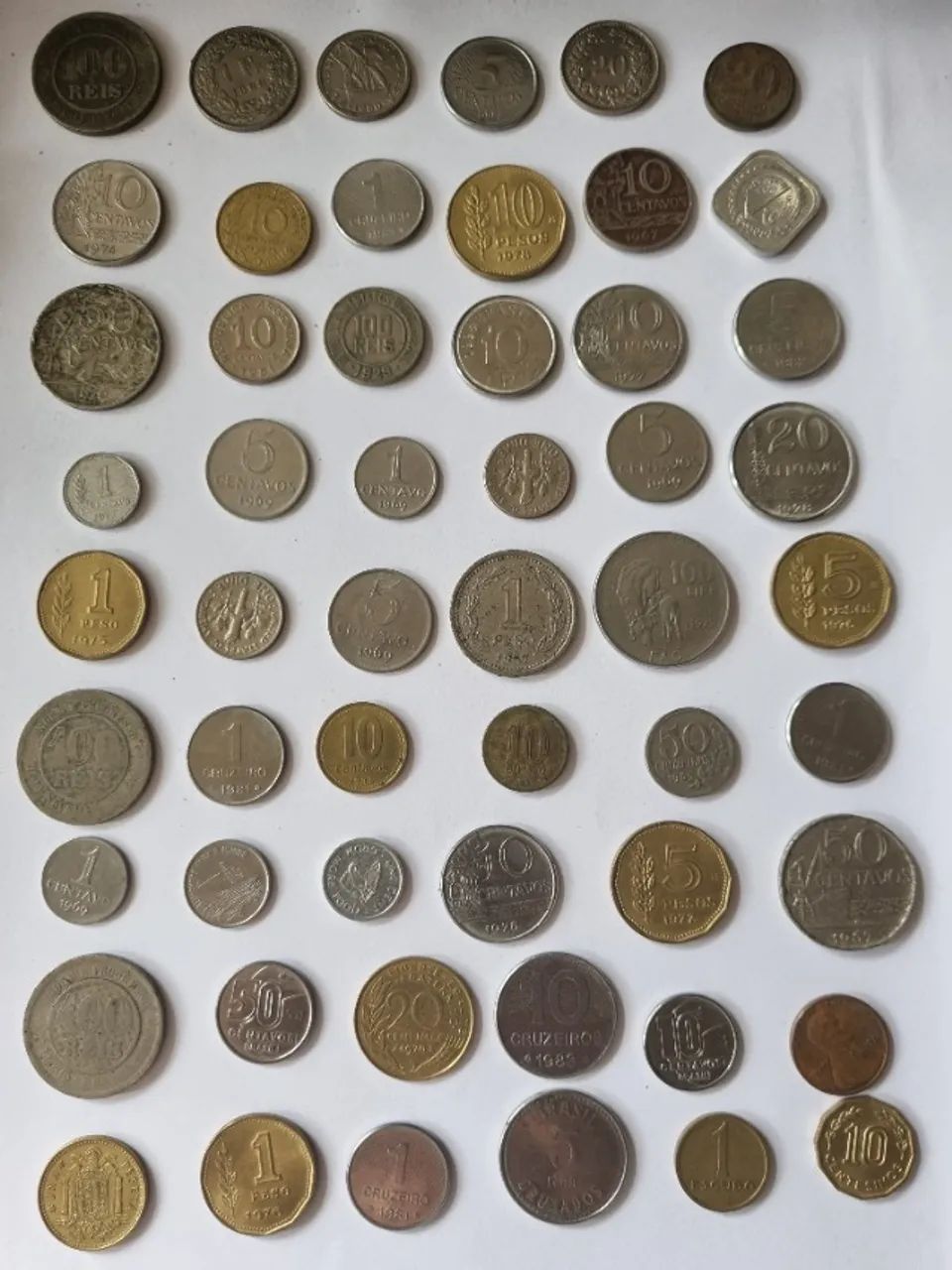 Lote 3 - Coleção de Moedas Antigas Brasileiras e Estrangeiras + Cédulas - Foto 4