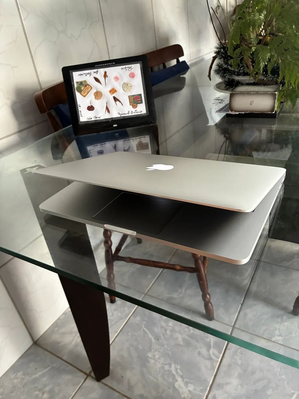 MacBook Pro Retina 13 polegadas 8+ 256GB - Notebooks - Dois Unidos