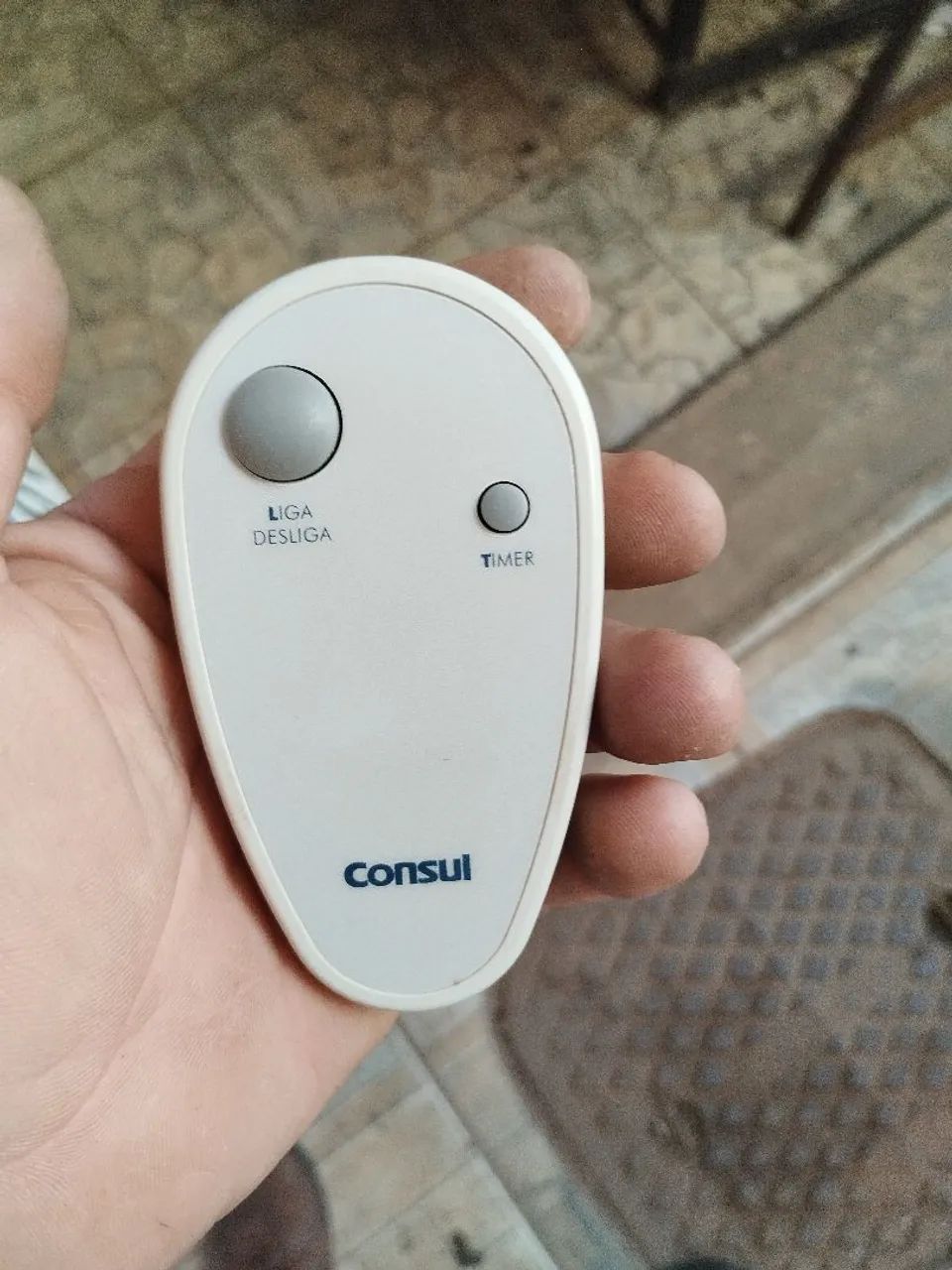 Ar condicionado modelo Janela 7500BTUS - Foto 2