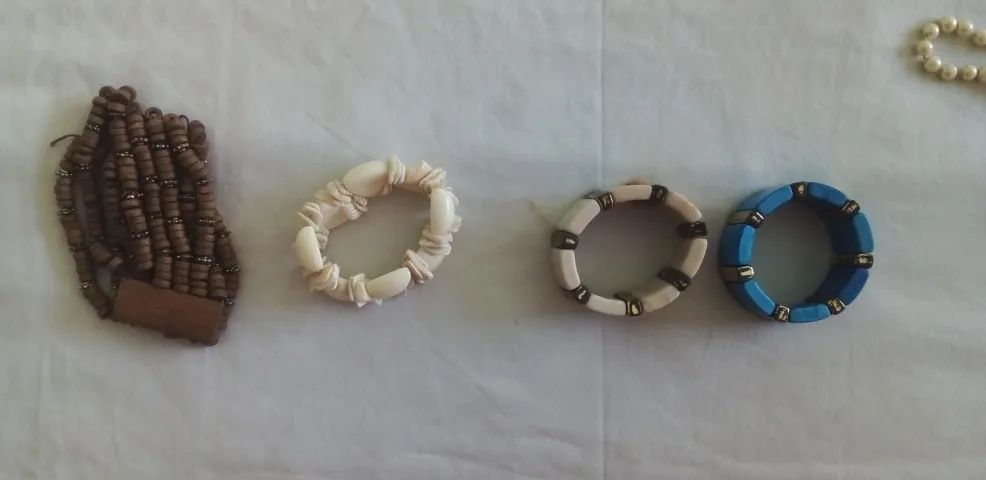 Colares, brincos e pulseiras Vintage.  - Foto 4