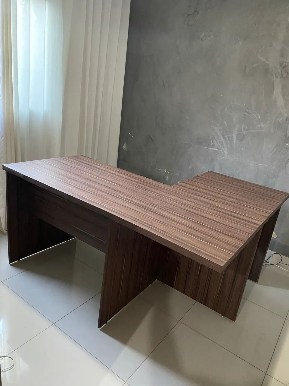 Mesa L grande para escritório  - Foto 2
