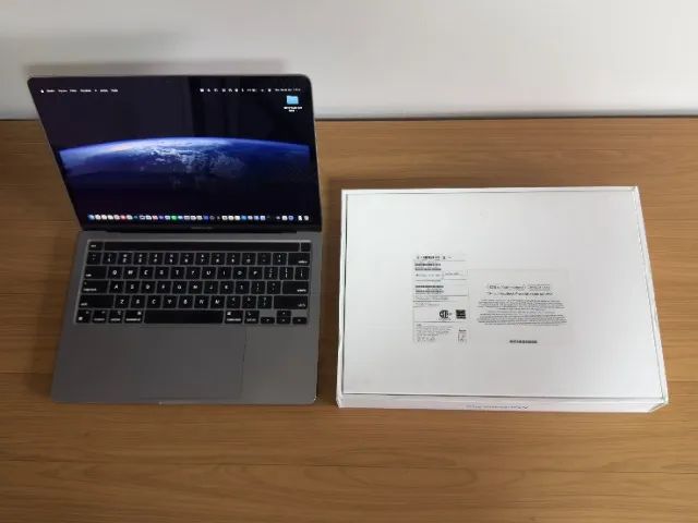 MacBook Pro M2 8GB 256GB | Touch Bar | 81 ciclos | Estado