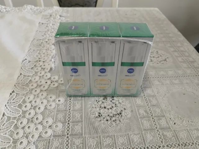 Nivea Cellular Luminous630 Antimarcas - Kit com 3 unidades  