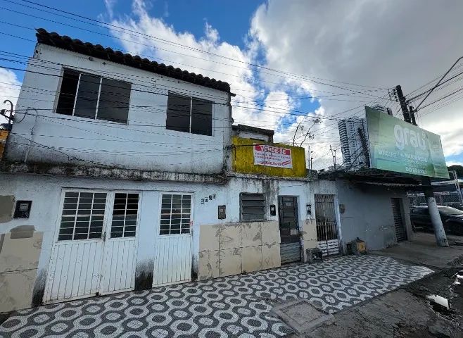 7 Casas com um ponto comercial *
