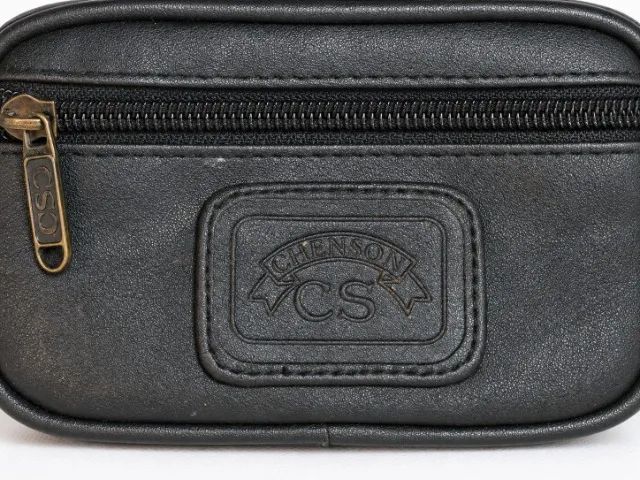 Pochete Chenson Preta com Bolsos e Cinto Ajustável - Foto 5