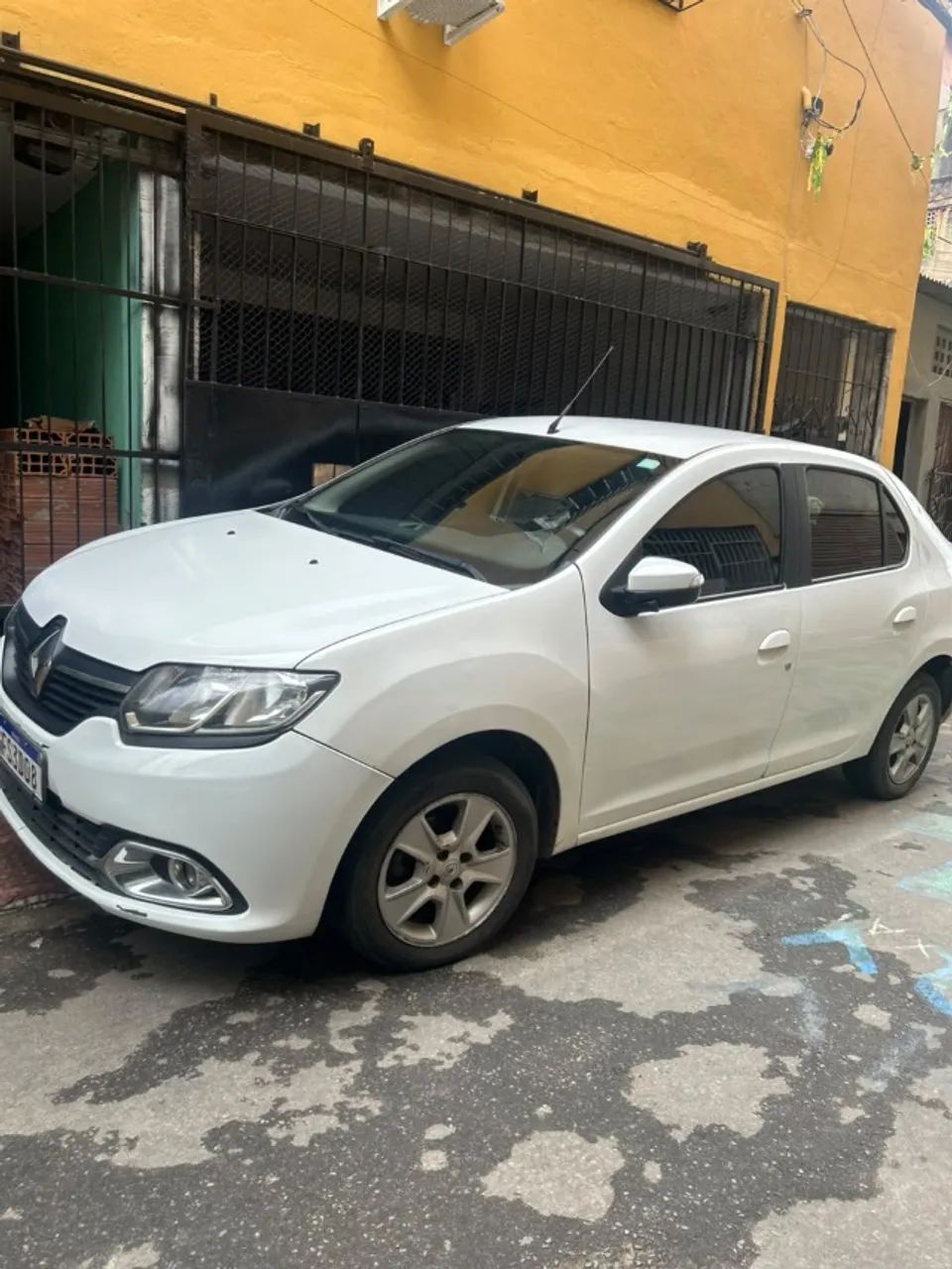 Renault Logan LOGAN Dyna. EasyR Hi-Flex 1.6 8V 2017