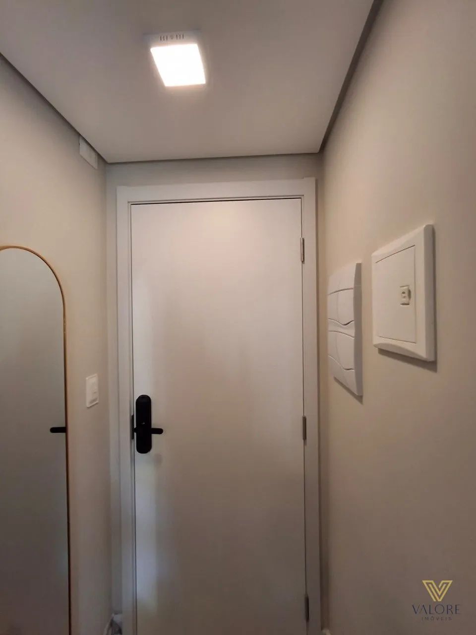 Studio Mobiliado com Vaga de Garagem em Cacupé - Florianópolis - Foto 2