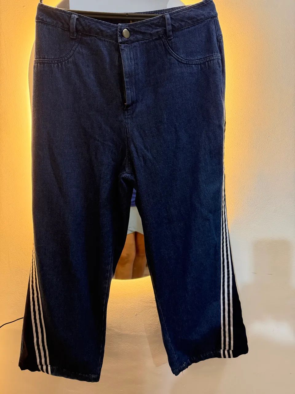 conjunto top e calça jeans inspiração ADIDAS - Foto 3