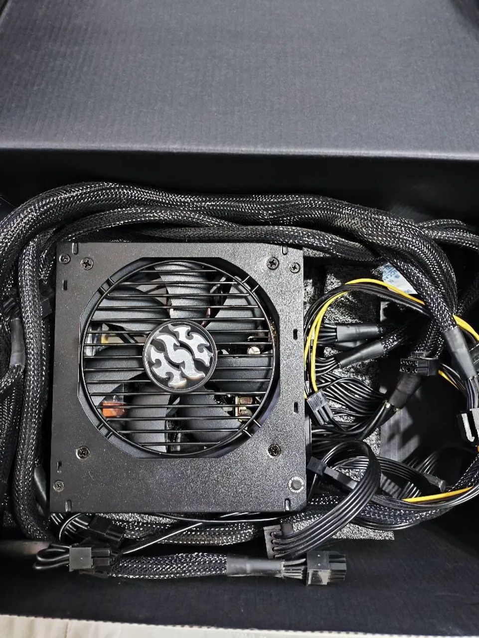 Fonte XPG 850W gold full modular - Foto 2