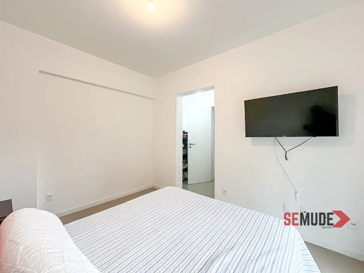 Apartamento 2 dormitórios 2 vagas próximo a UFSC - Foto 11