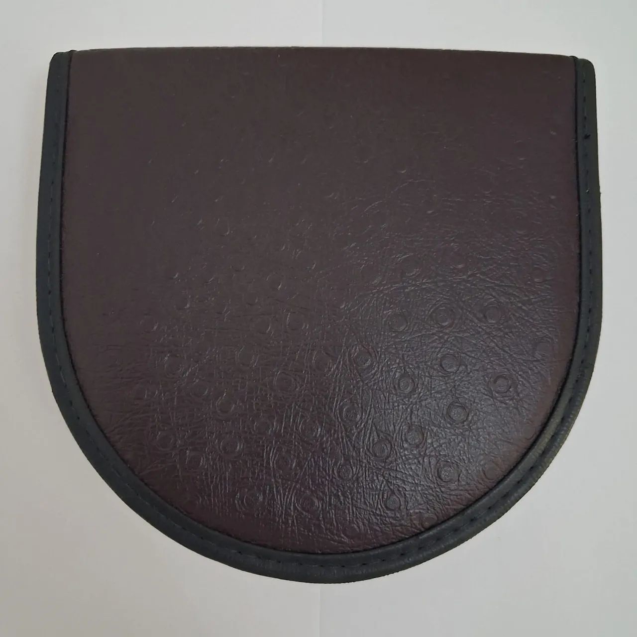 Porta CDs couro Marrom - Para 24 CDs