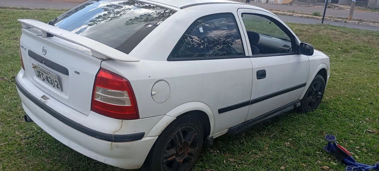 Chevrolet Astra GL 1.8 MPFI 3P 2000