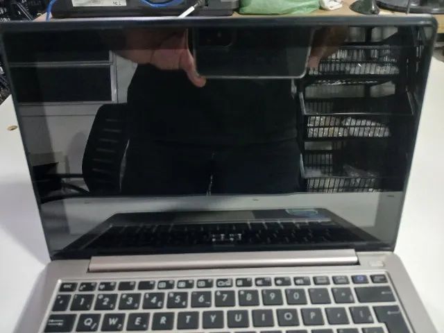 Notebook ASUS VivoBook S200E - Foto 2