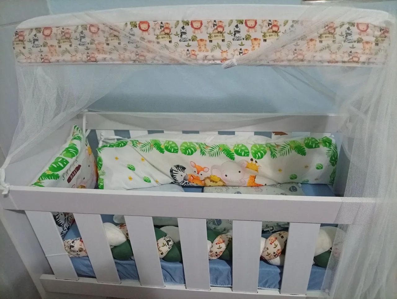 Vendo Mini berço completo 