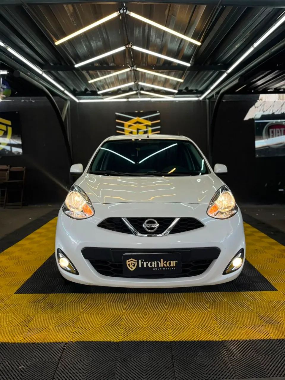 Nissan March MARCH SV 1.0 12V Flex 5p 2018