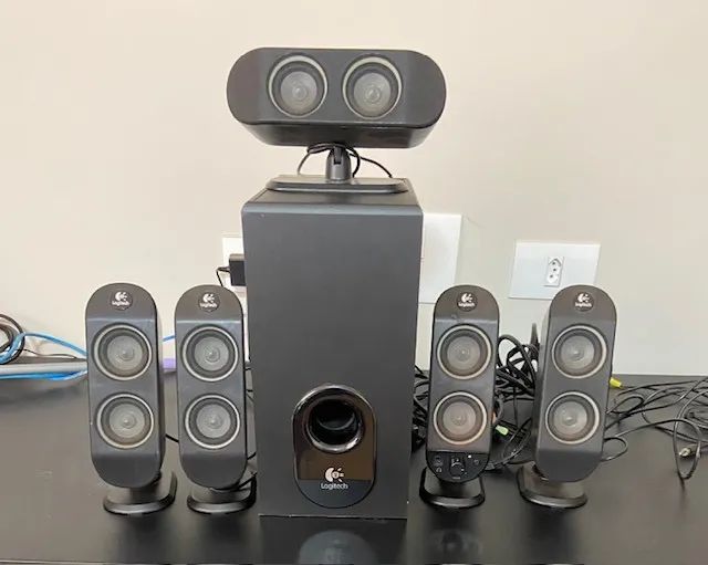 Home theater logitech x-530