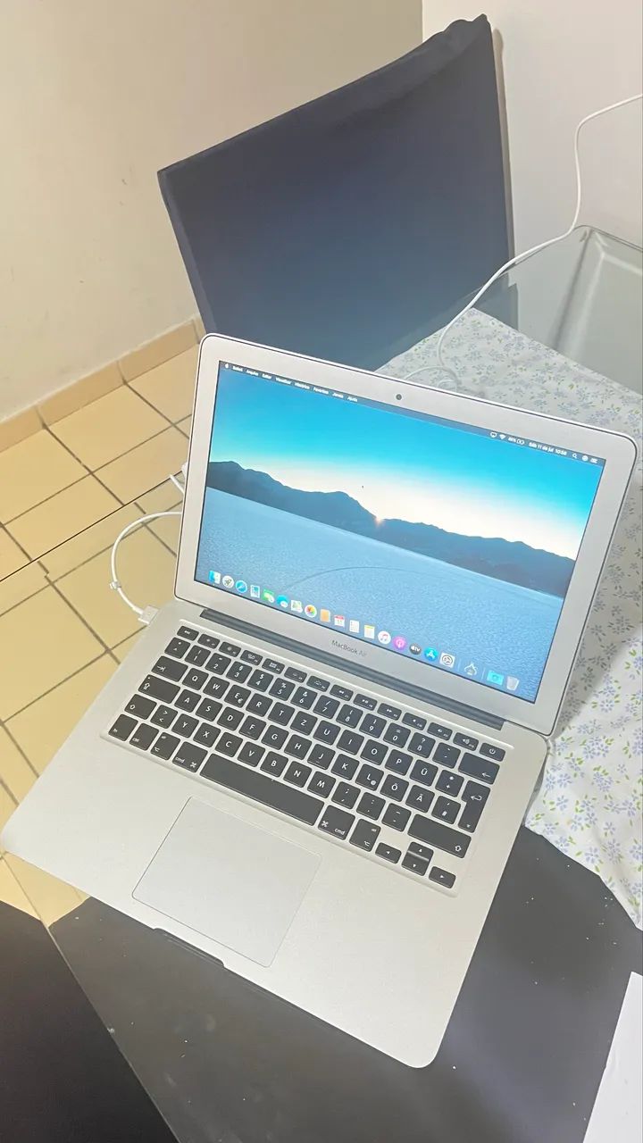 macbook air mid 2012