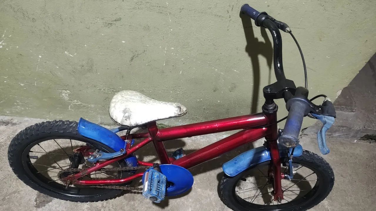 Bicicleta aro 16 top em perfeito estado 
