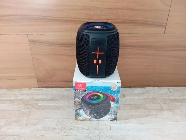 Caixa de Som Kapbom Bluetooth com Grave Forte a Prova D'água - Foto 4