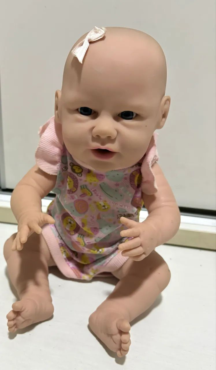 Lote com duas bonecas bebê em vinil  - Foto 3