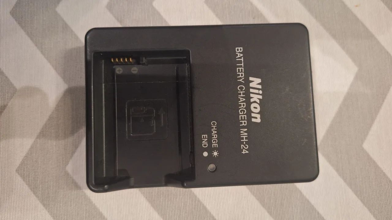 Câmera Nikon D3200.  Muito nova!  - Foto 4