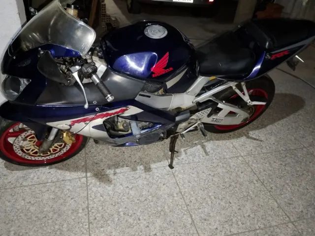 Honda CBR Fireblade 900cc 2001 - Foto 2