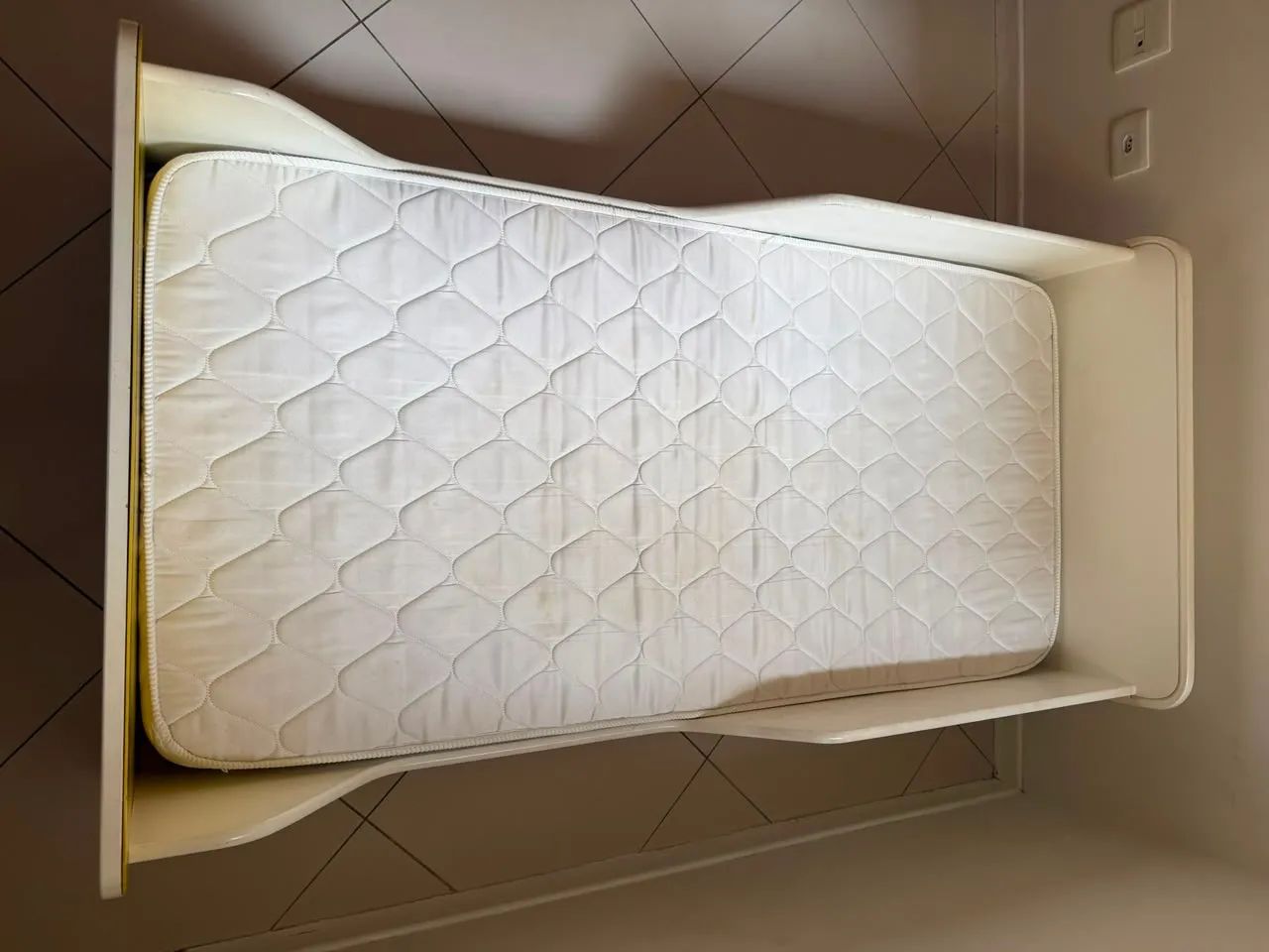 Cama Infantil TokStok + colchão  - Foto 5