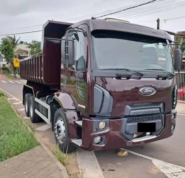 Ford Cargo 2428 6x2 2012 caçamba  - Foto 3