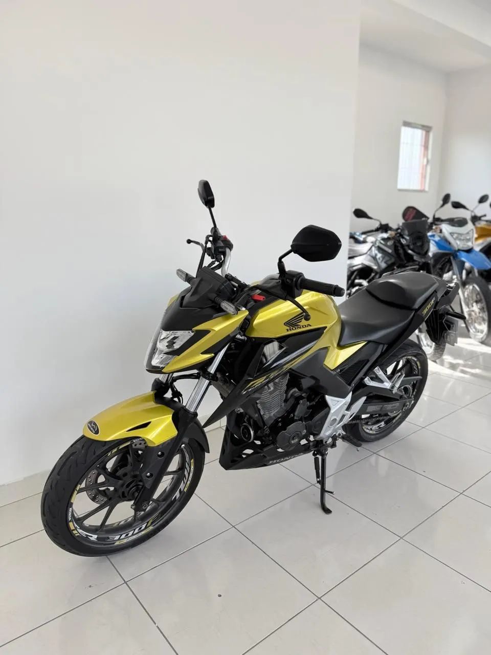 CB 300F Twister Flex - Foto 2
