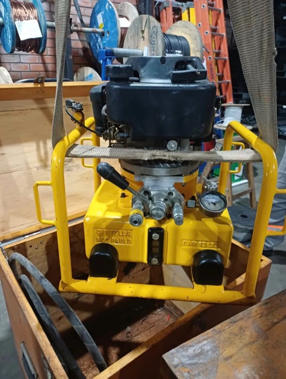 Prensa Hidráulica Alicate 150 Ton à Gasolina - Foto 5