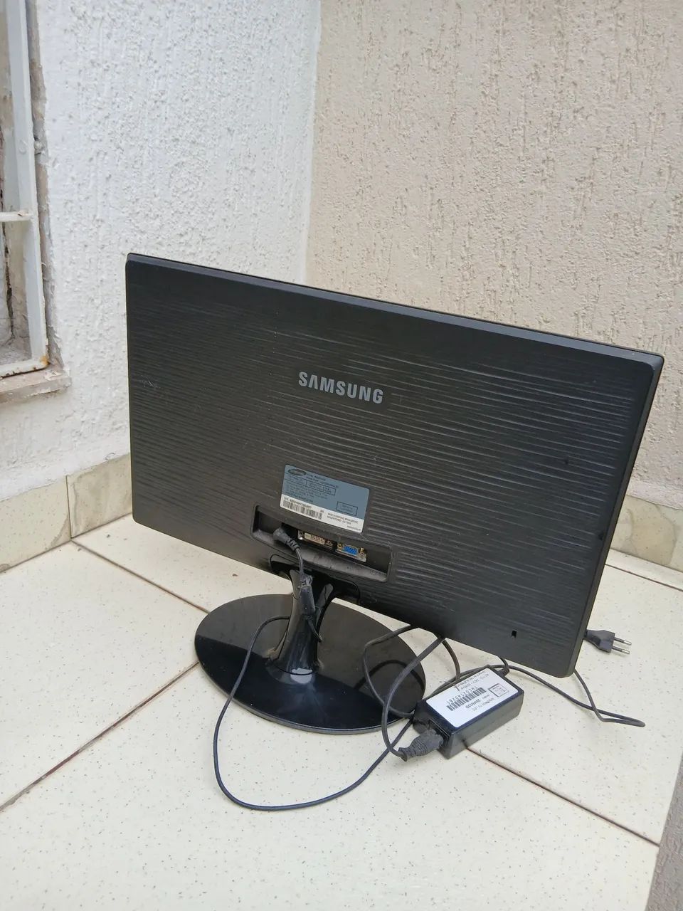 Monitor Samsung LCD com Base e Fonte Original ? Funcionando - Foto 2