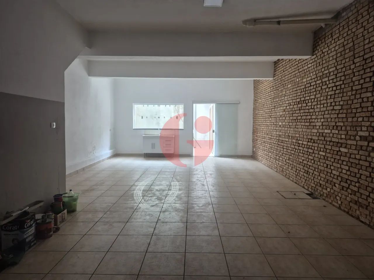 Sobrado para locação com quartos e 3 vagas de garagem - 100 m² Centro