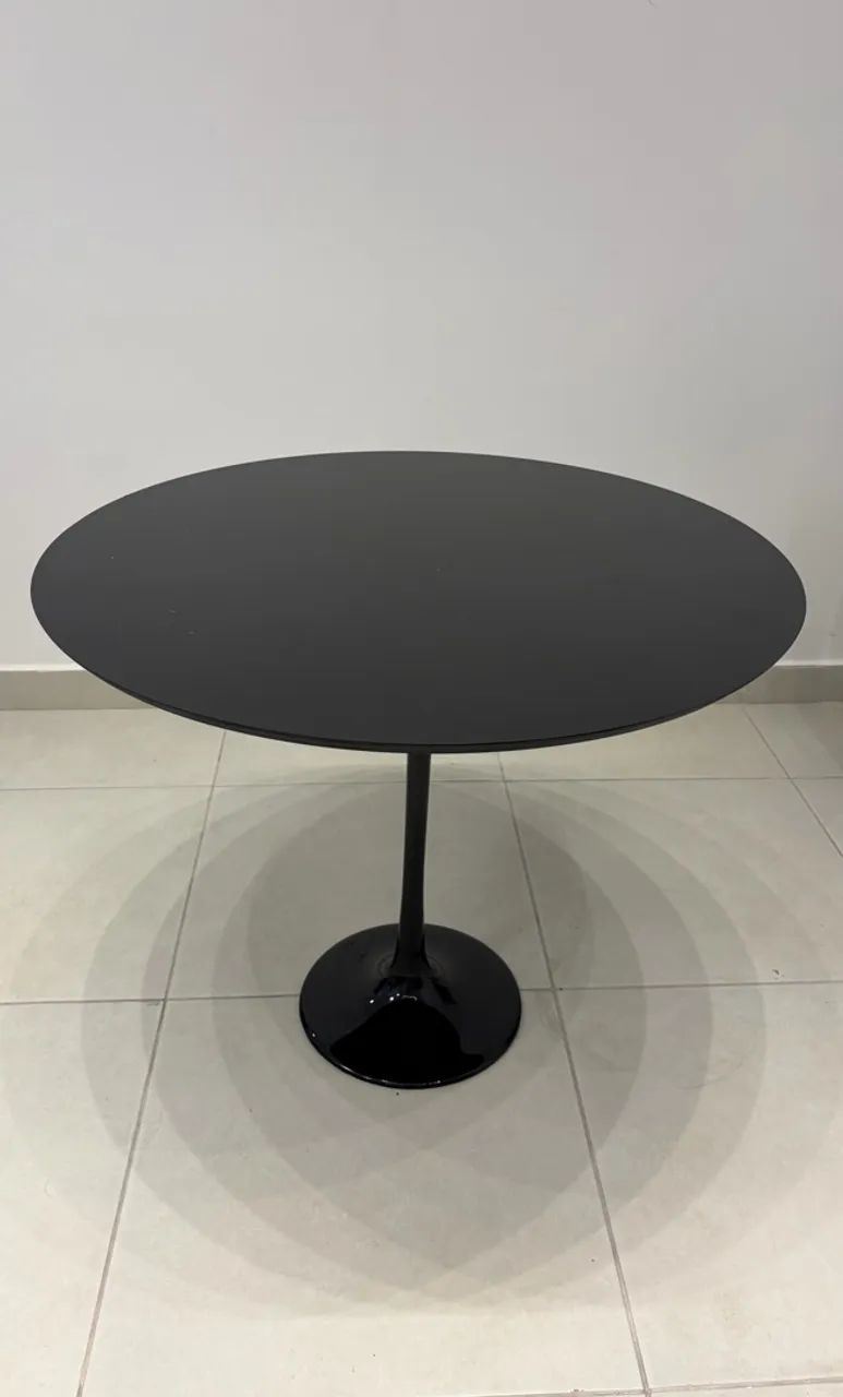 Mesa Saarinen Redonda 90cm Preta - Nova, sem uso - Foto 4