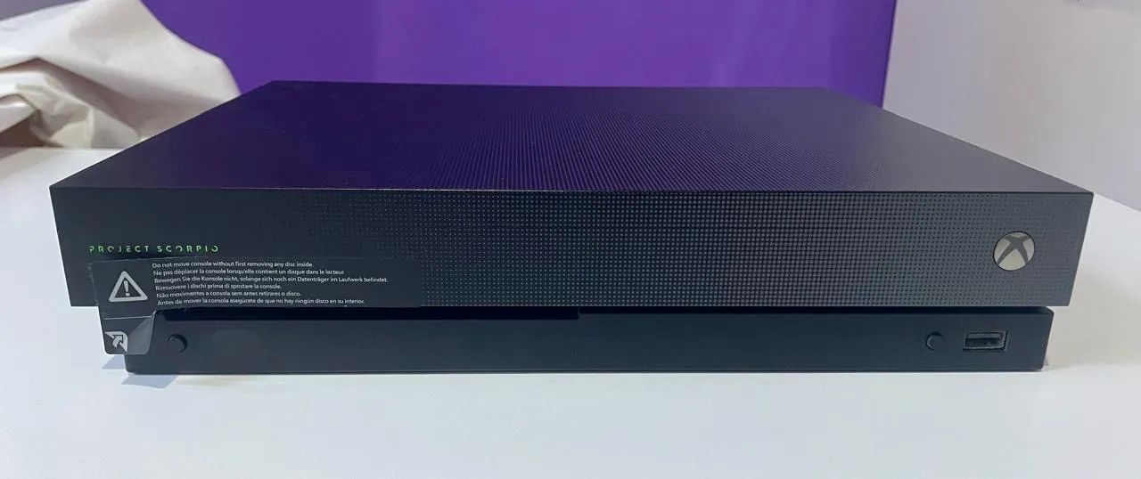 Xbox One X - Project Scorpio Edition - Foto 2
