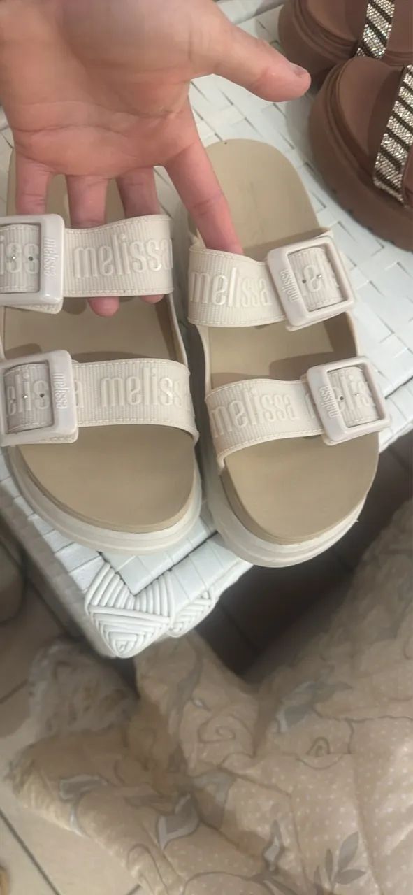 Papeti sandalhas novas  - Foto 3